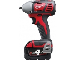 Гайковерт аккумуляторный импульсный Milwaukee M18 BIW38-402C, 210 max, квадрат Тип патрона, Li-Ion Тип аккумулятора, 18 Напряжение аккумулятора, 4.0 Емкость аккумулятора